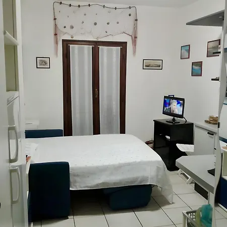 Monolocale Sergi- Piscina In Comune Appartamento Stintino