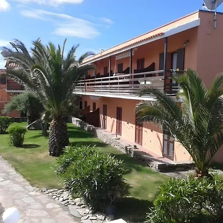 דירה Monolocale Sergi- Piscina In Comune *